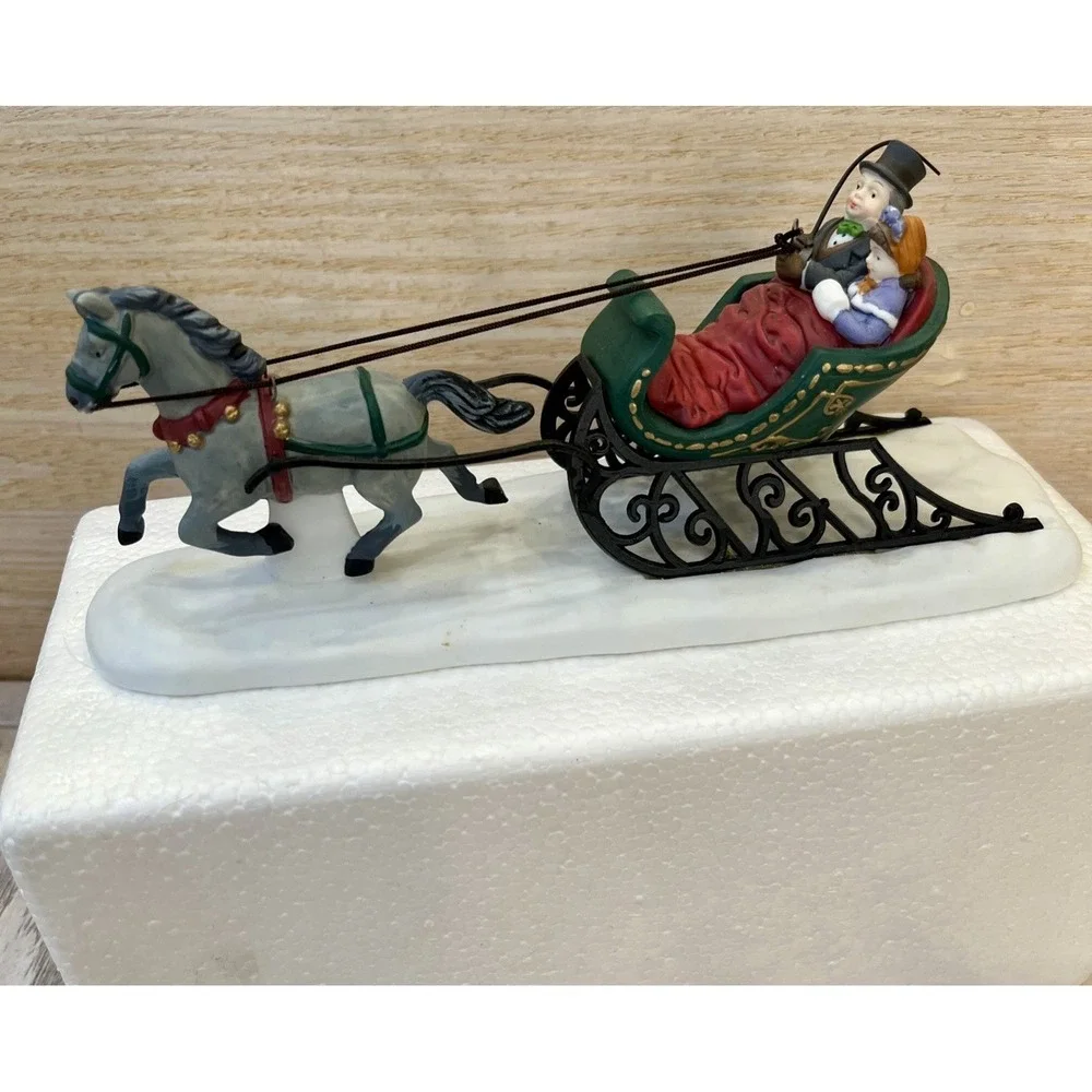 Dept 56 Heritage Village 58203 Dashing Though The Snow  1994